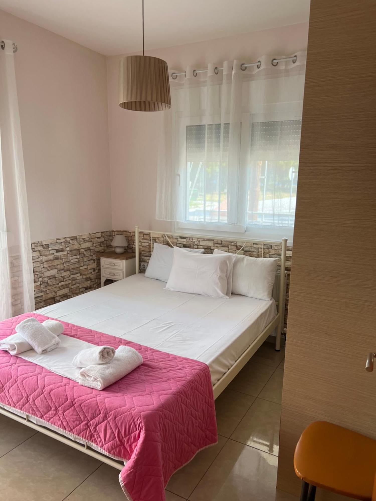 Anna Apartments Keramoti  Eksteriør billede